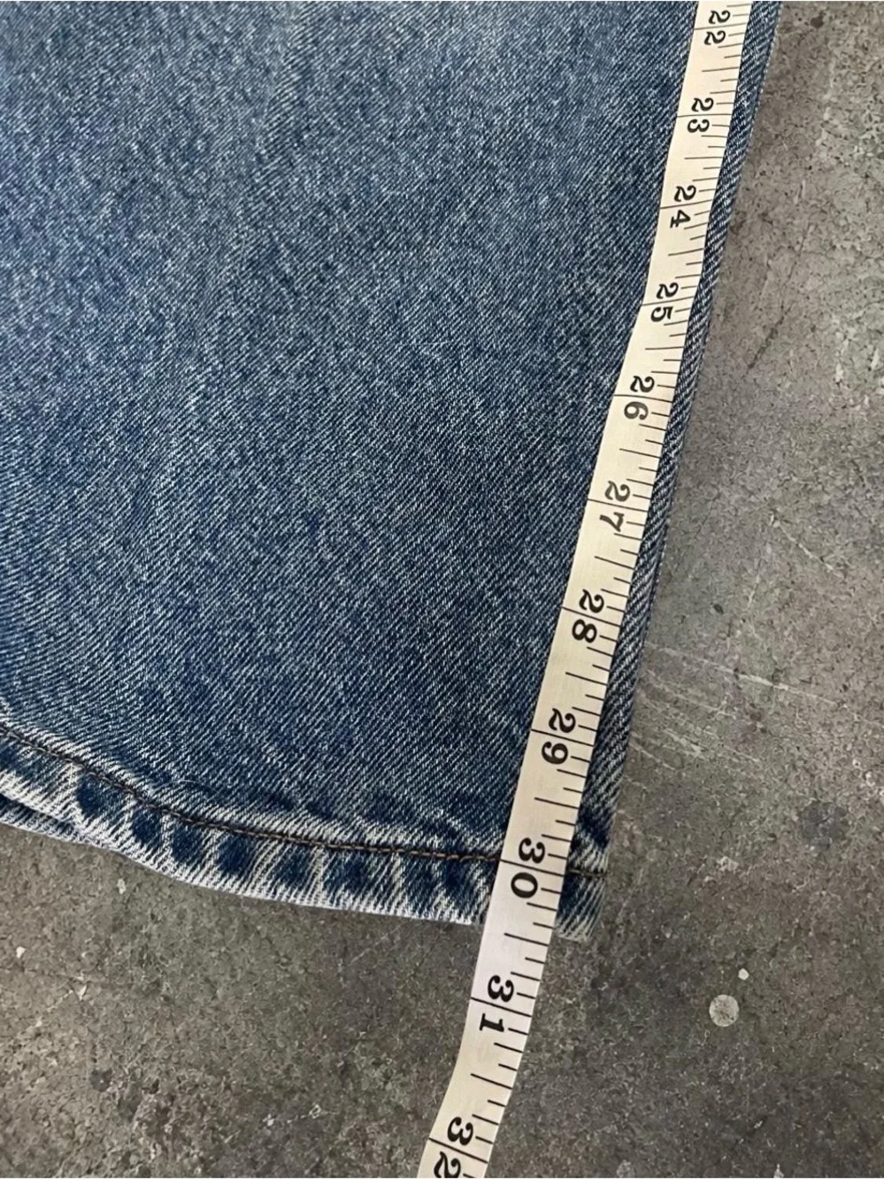 Vintage 90s Levi's 550 Orange Tab Relaxed Fit Men's Jeans Blue Wash 42x30